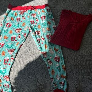Little Sleepies Women’s Christmas Santa Pajama Set